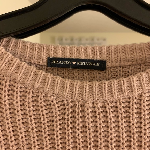 brandy melville sweater - Picture 2 of 2